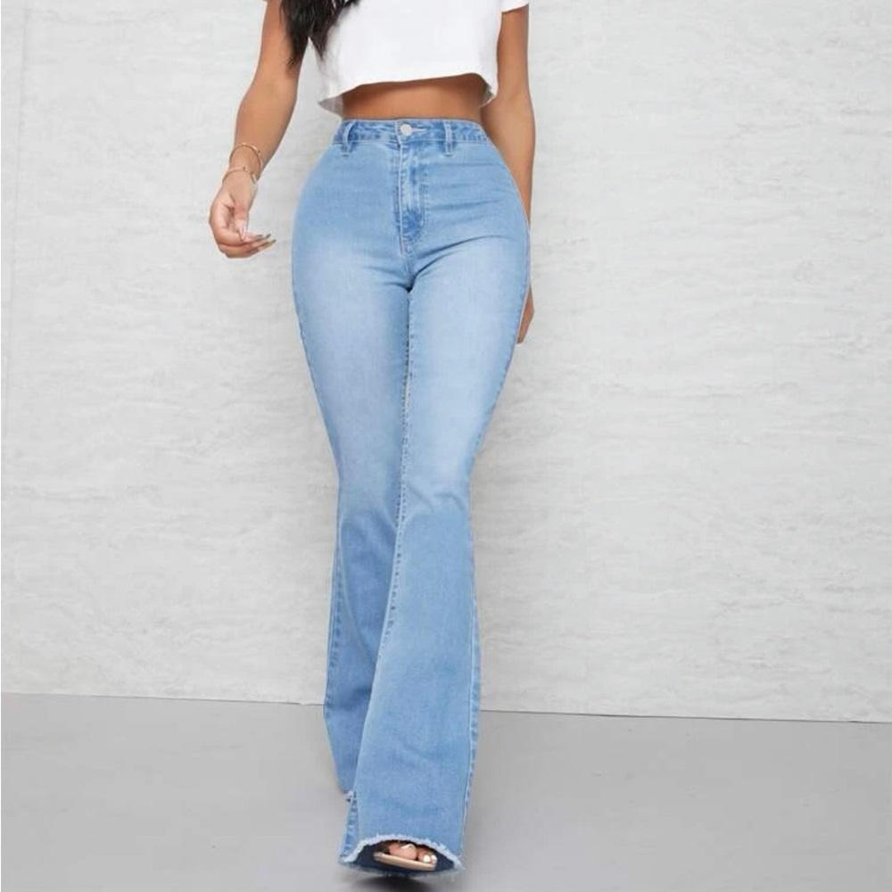 Curvy High Waist Flare Leg Jeans -  Light Wash